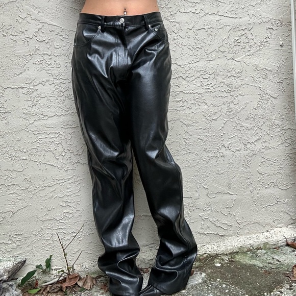 Y2k Vintage Black Leather Pants - Picture 9 of 10